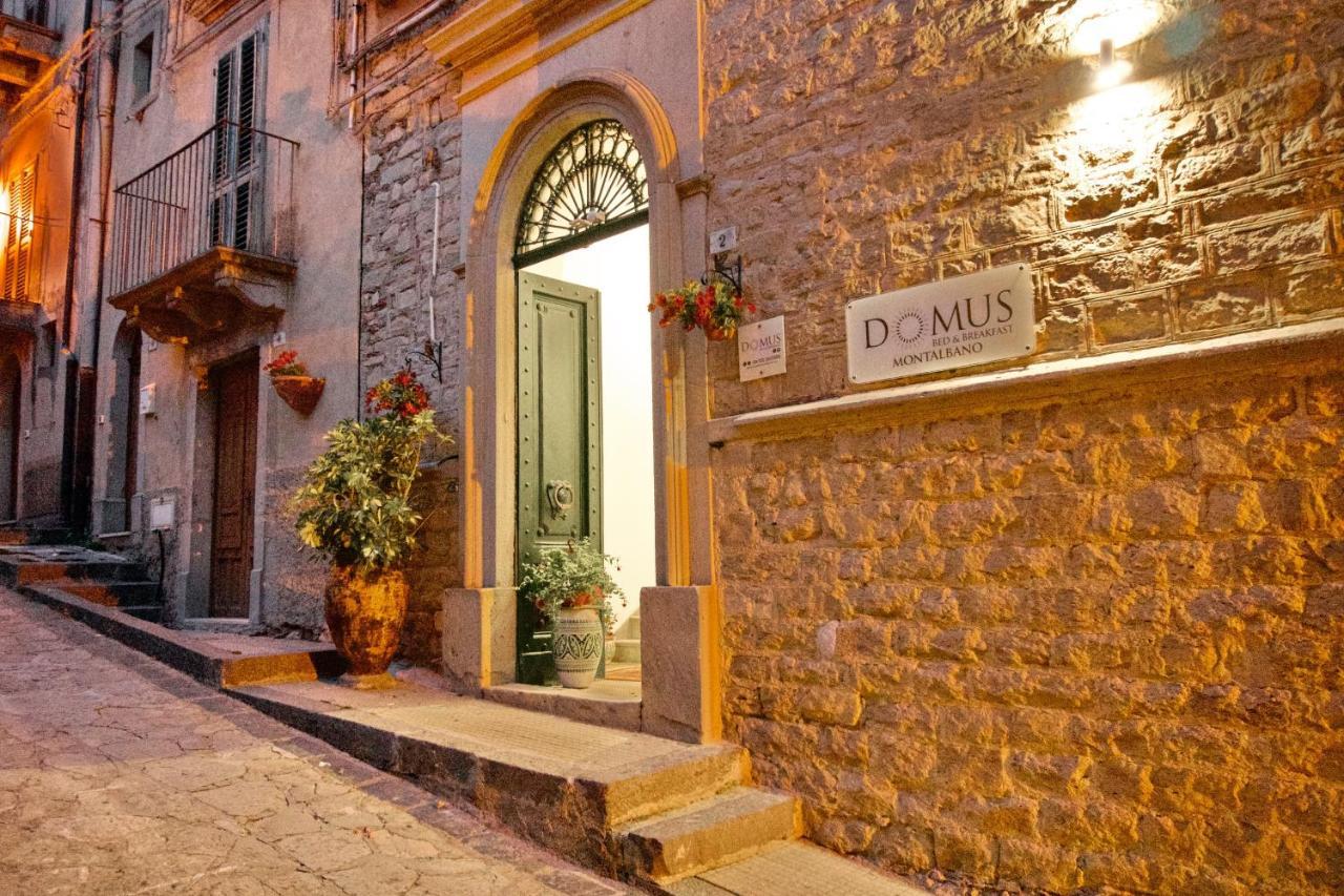Bed and Breakfast Domus Aurea Монтальбано-Елікона Екстер'єр фото