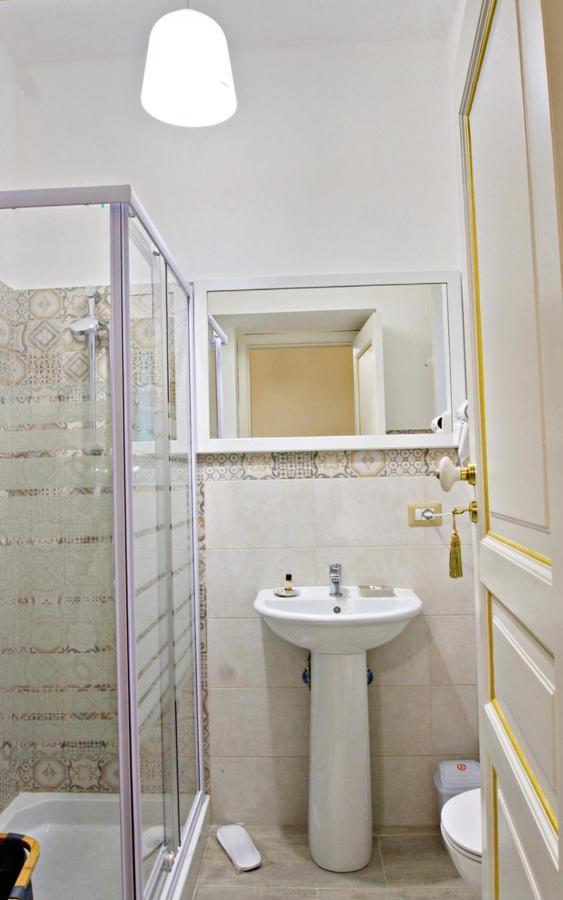 Bed and Breakfast Domus Aurea Монтальбано-Елікона Екстер'єр фото