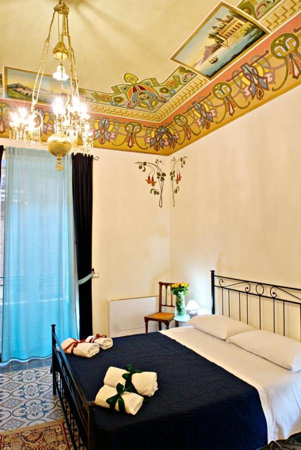 Bed and Breakfast Domus Aurea Монтальбано-Елікона Екстер'єр фото